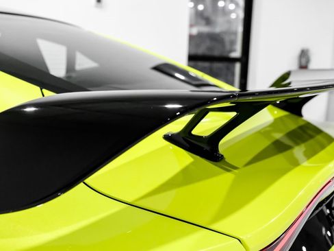 Used 2023 Aston Martin V12 Vantage image 40