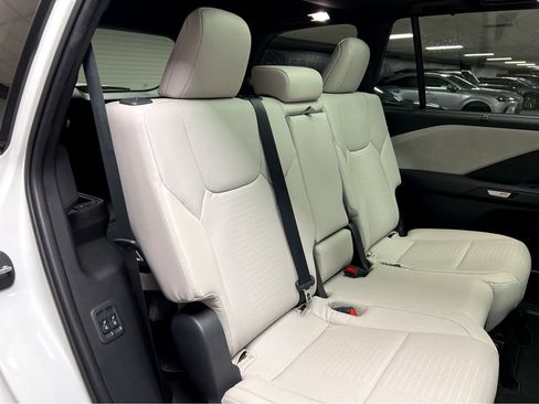 Certified 2026 Lexus TX 350 AWD w/ Technology Package image 23