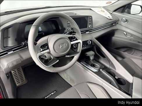 Certified 2025 Hyundai Elantra Sport FWD image 22