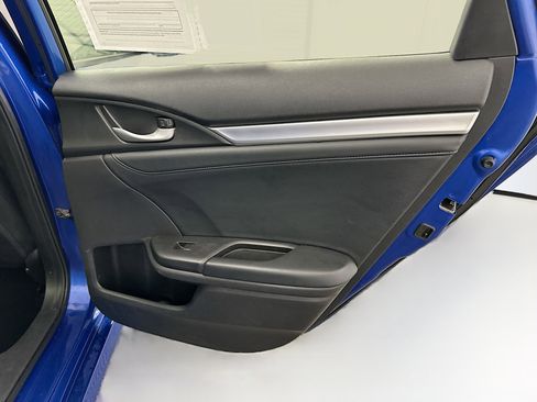 Used 2018 Honda Civic EX-L image 31