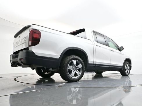 Used 2024 Honda Ridgeline RTL image 45