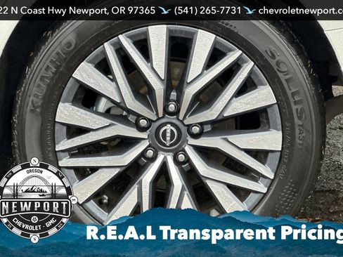 Used 2024 Nissan Altima 2.5 SV w/ SV Premium Package image 25