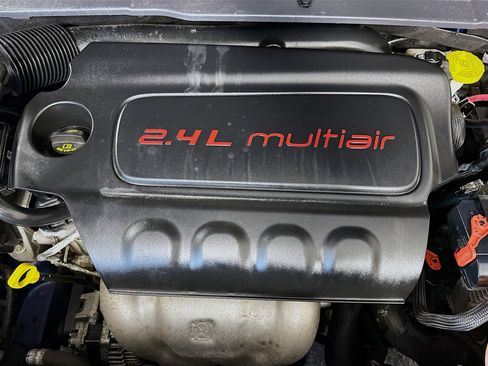 Used 2020 Jeep Compass Latitude w/ Popular Equipment Group image 39