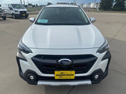 Used 2025 Subaru Outback Touring XT AWD/4WD image 3