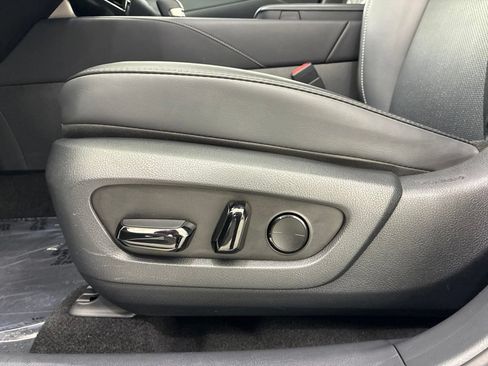 Certified 2025 Lexus RX 350 Premium FWD image 17