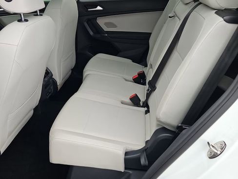 Used 2020 Volkswagen Tiguan image 13
