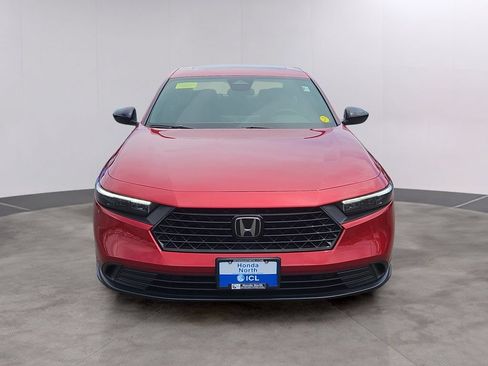 Used 2025 Honda Accord Sport image 2