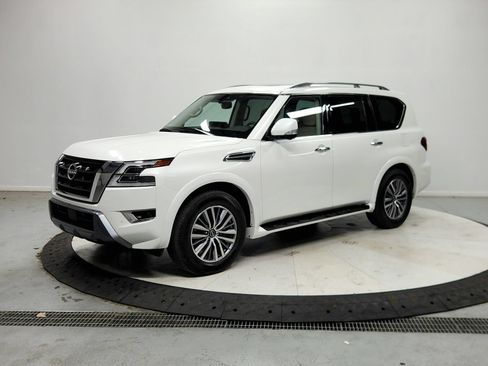 Used 2023 Nissan Armada SL AWD/4WD image 4