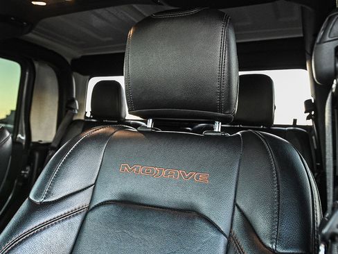 Used 2021 Jeep Gladiator Mojave image 26