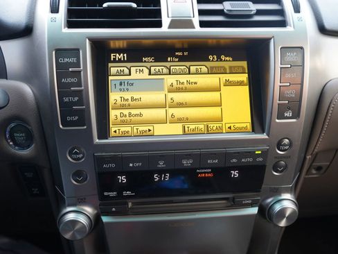 Used 2011 Lexus GX 460 Premium image 11