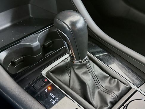 Used 2025 MAZDA MAZDA3 s Sport image 25