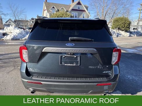 Certified 2022 Ford Explorer XLT w/ Equipment Group 202A image 4