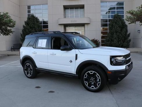 Used 2025 Ford Bronco Sport Outer Banks AWD/4WD image 1