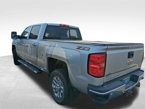 Used 2019 Chevrolet Silverado 2500 LTZ w/ Duramax Plus Package AWD/4WD image 13