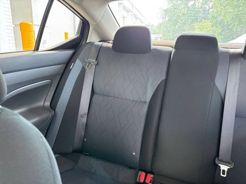 Used 2025 Nissan Versa SV FWD image 39