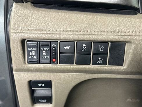 Used 2018 Honda Odyssey EX-L image 19