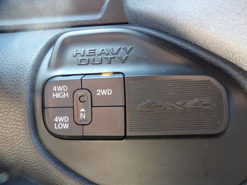 Used 2024 RAM 3500 Tradesman w/ Towing Technology Group AWD/4WD image 21