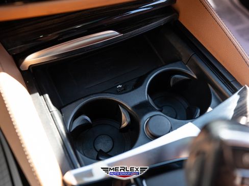 Used 2019 BMW 540i w/ M Sport Package image 35