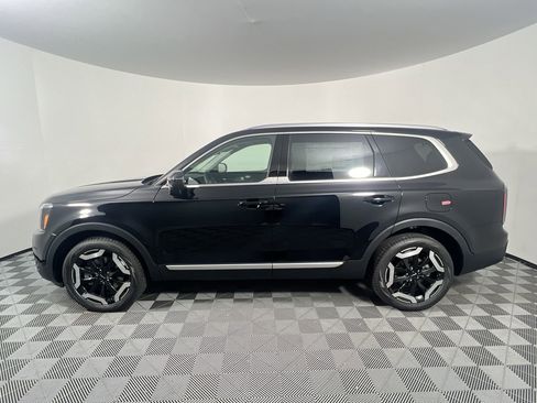 New 2025 Kia Telluride EX w/ EX Captain's Chair Package image 8