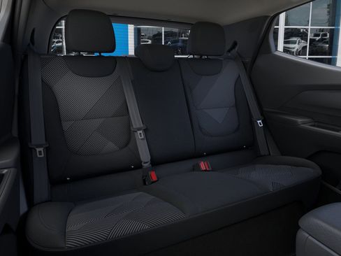 New 2027 Chevrolet Bolt LT w/ Comfort Package image 19