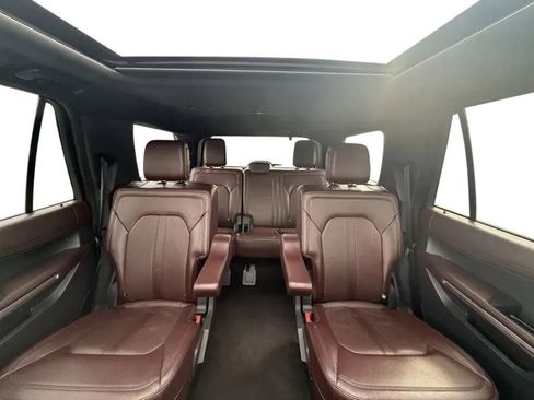 Used 2023 Ford Expedition Limited AWD/4WD image 29