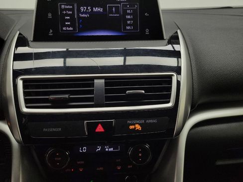 Used 2019 Mitsubishi Eclipse Cross LE image 25