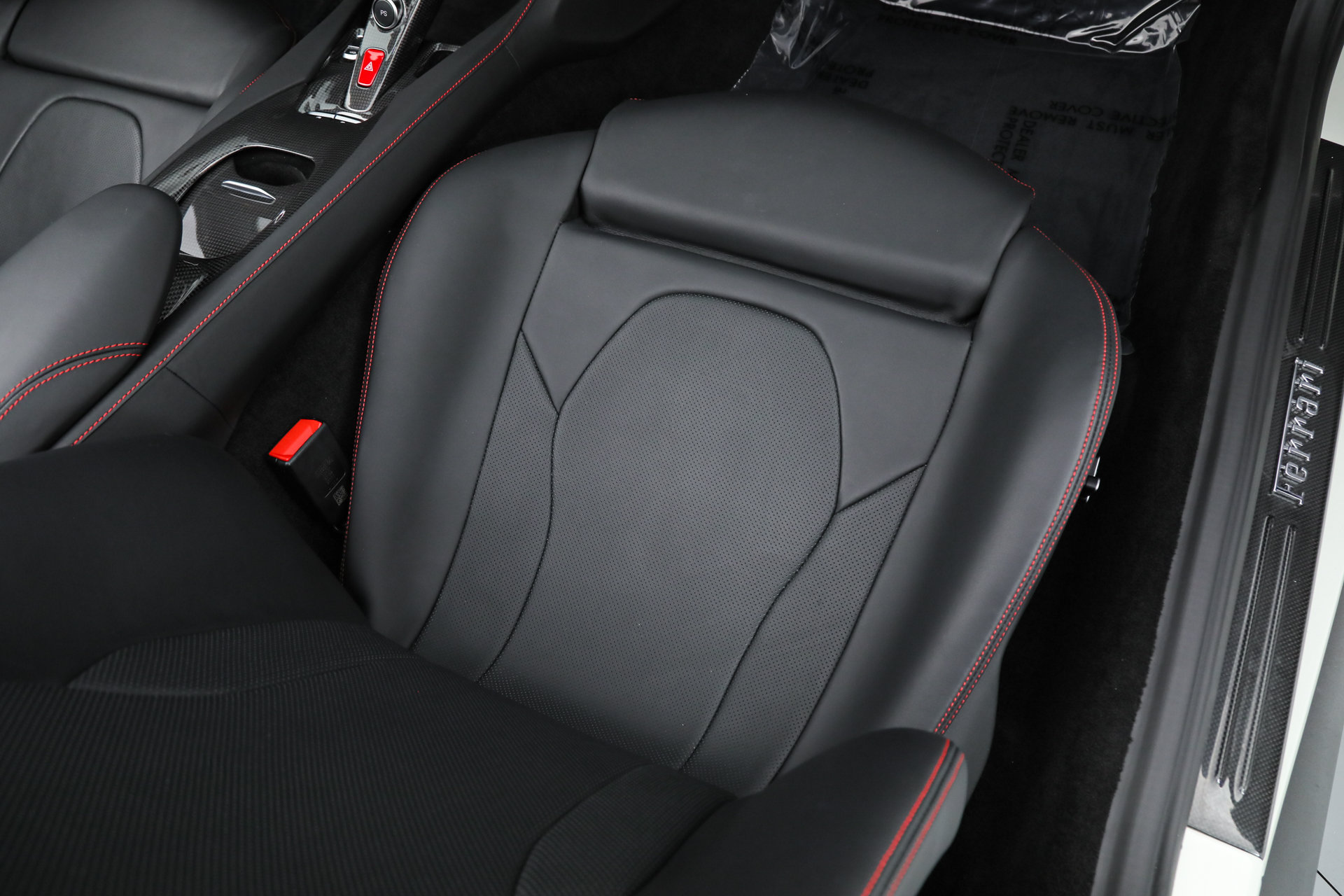 Certified 2023 Ferrari Portofino M RWD image 23