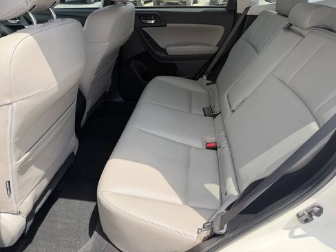 Used 2015 Subaru Forester 2.5i Limited AWD/4WD image 17