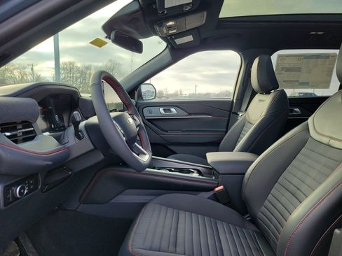 New 2026 Ford Explorer ST-Line w/ ST-Line Street Pack image 16