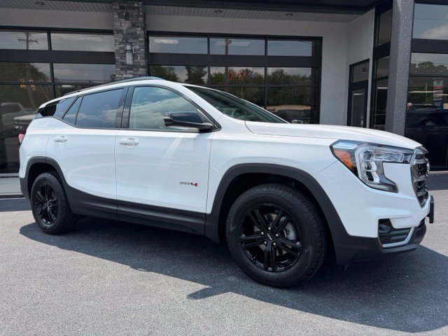 Used 2023 GMC Terrain AT4 AWD/4WD image 11