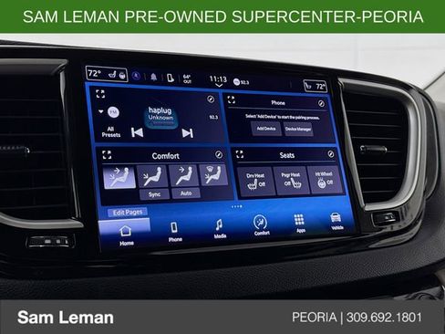 Used 2022 Chrysler Pacifica Touring-L image 14