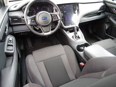 Used 2022 Subaru Outback Premium AWD/4WD image 2