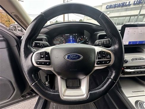 Used 2020 Ford Explorer XLT w/ Comfort Package image 23