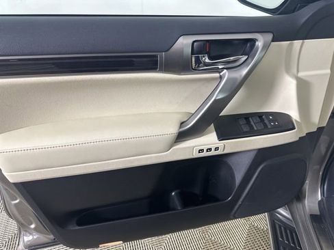 Used 2023 Lexus GX 460 Premium w/ Premium Plus Package AWD/4WD image 12