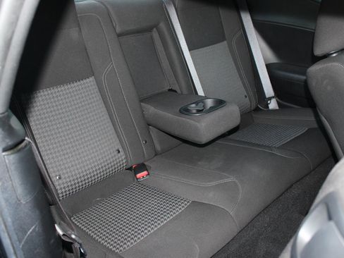 Used 2021 Dodge Challenger SXT RWD image 17