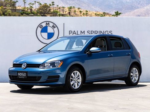 Used 2016 Volkswagen Golf S FWD image 1