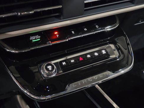 New 2026 Lincoln Corsair Reserve image 27