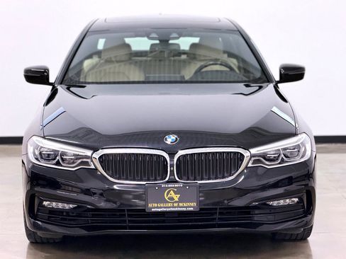 Used 2017 BMW 540i image 2