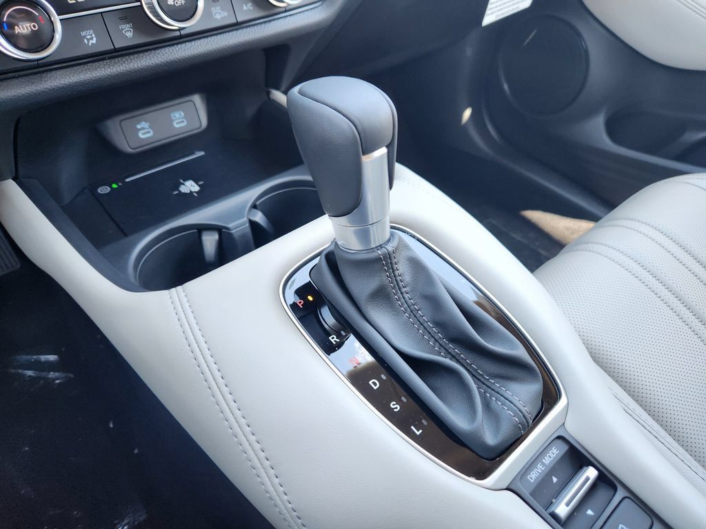 New 2027 Honda HR-V EX-L image 17
