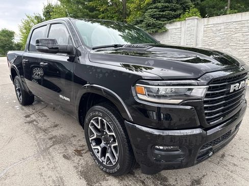 Used 2025 RAM 1500 Laramie w/ Sport Appearance Package AWD/4WD image 9