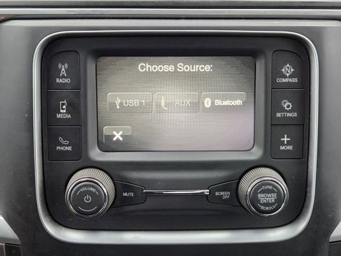 Certified 2023 RAM 1500 Classic SLT AWD/4WD image 17