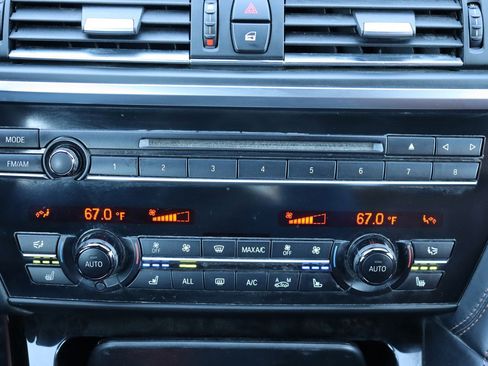 Used 2013 BMW 650i xDrive Convertible image 34