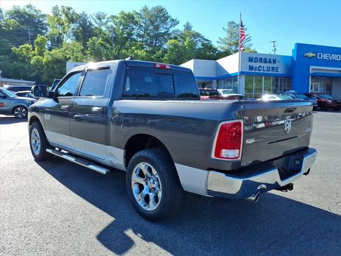 Used 2018 RAM 1500 Laramie AWD/4WD image 4