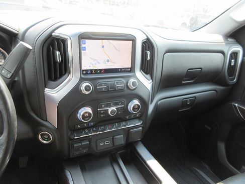 Used 2019 GMC Sierra 1500 SLT w/ SLT Premium Package AWD/4WD image 32