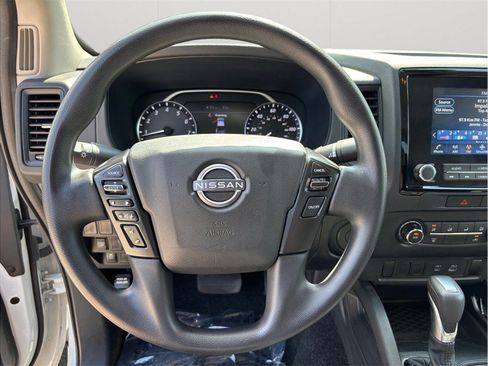 Used 2022 Nissan Frontier S RWD image 19
