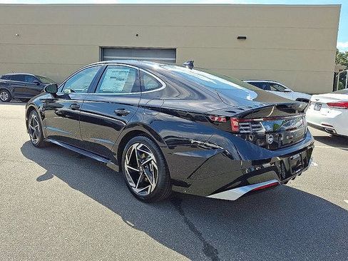 New 2025 Hyundai Sonata SEL image 3