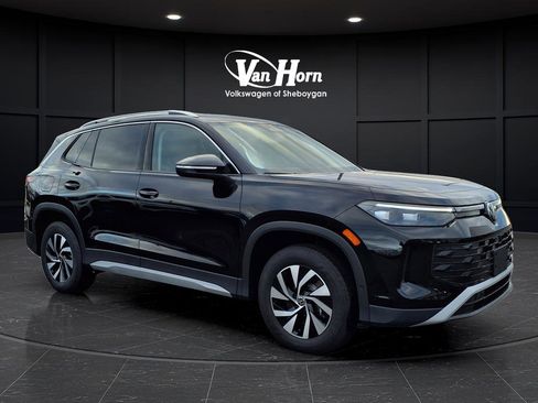 New 2026 Volkswagen Tiguan S AWD/4WD image 1