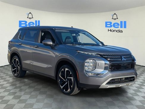 Used 2024 Mitsubishi Outlander AWD image 6