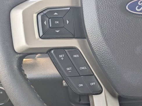Used 2019 Ford F150 Lariat RWD image 29