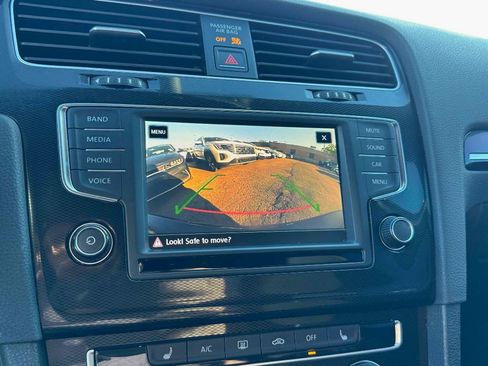 Used 2017 Volkswagen GTI S image 17